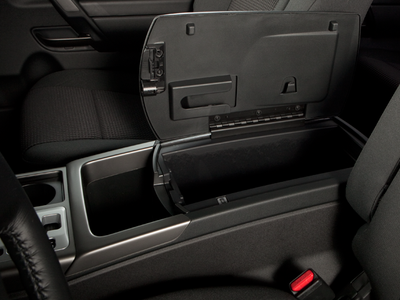 2011 Nissan Titan SV