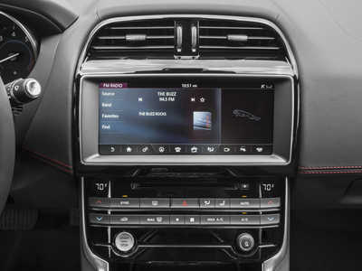 2017 Jaguar XE 35t R-Sport