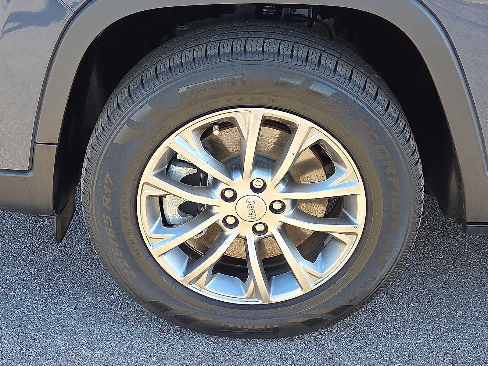 2021 Jeep Cherokee Latitude Lux 4X4