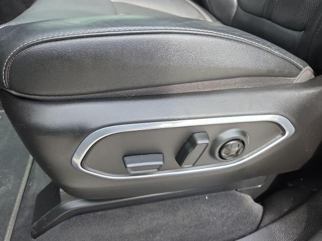 2024 Jeep Wagoneer Base
