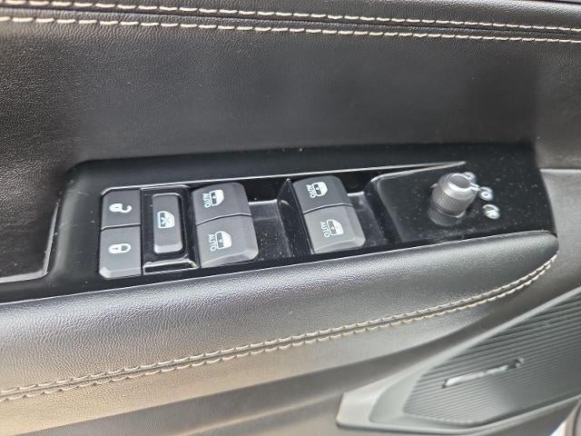 2024 Jeep Wagoneer Base