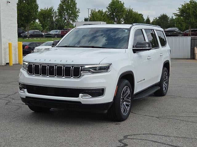 2024 Jeep Wagoneer Base