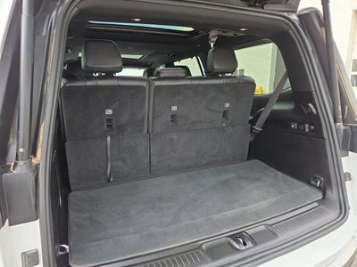 2024 Jeep Wagoneer Base
