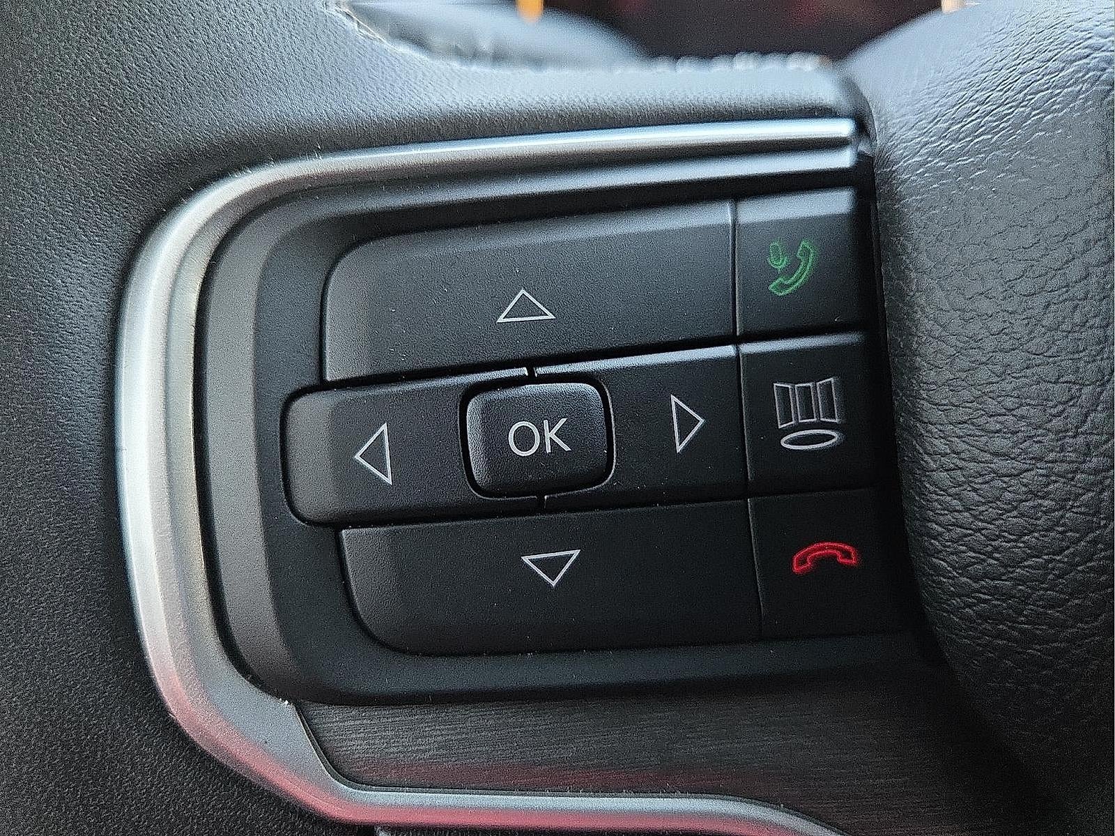 2025 Jeep Wagoneer Base