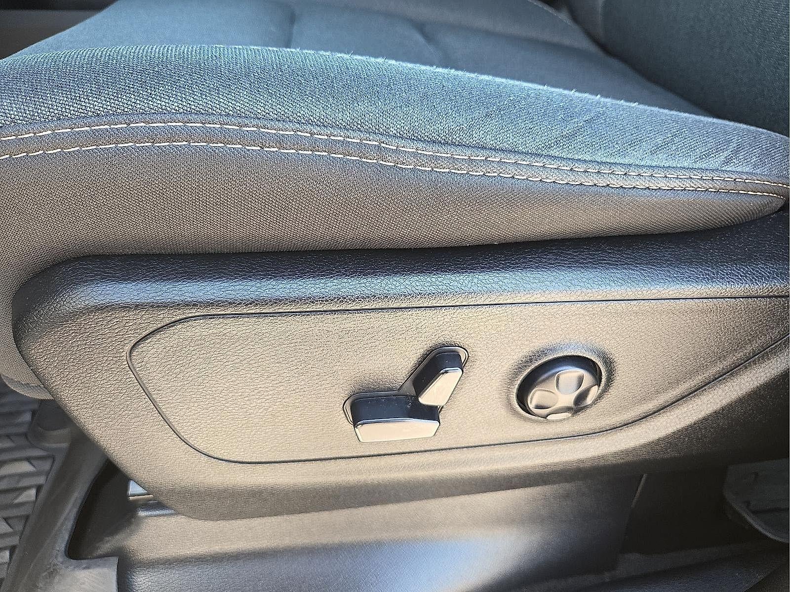2020 RAM 1500 Big Horn Crew Cab 4x2 5'7" Box