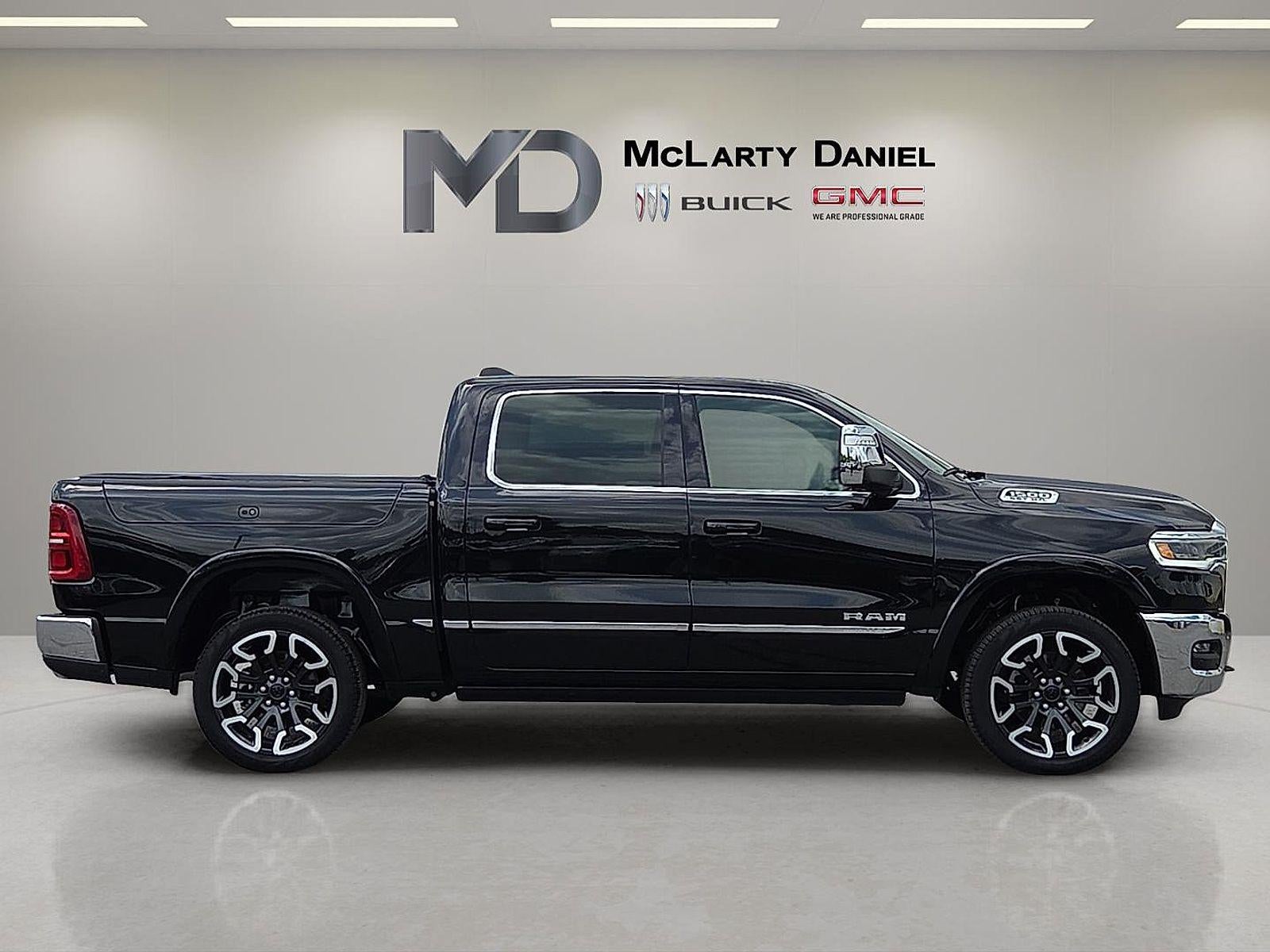 2025 RAM 1500 Limited Crew Cab 4x4 5'7" Box