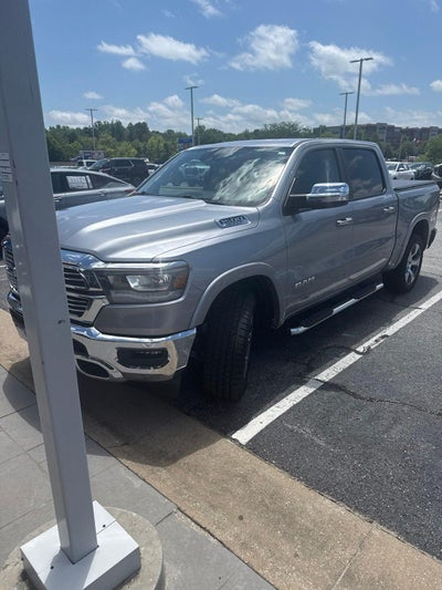 2021 RAM 1500 Laramie Crew Cab 4x4 5'7" Box