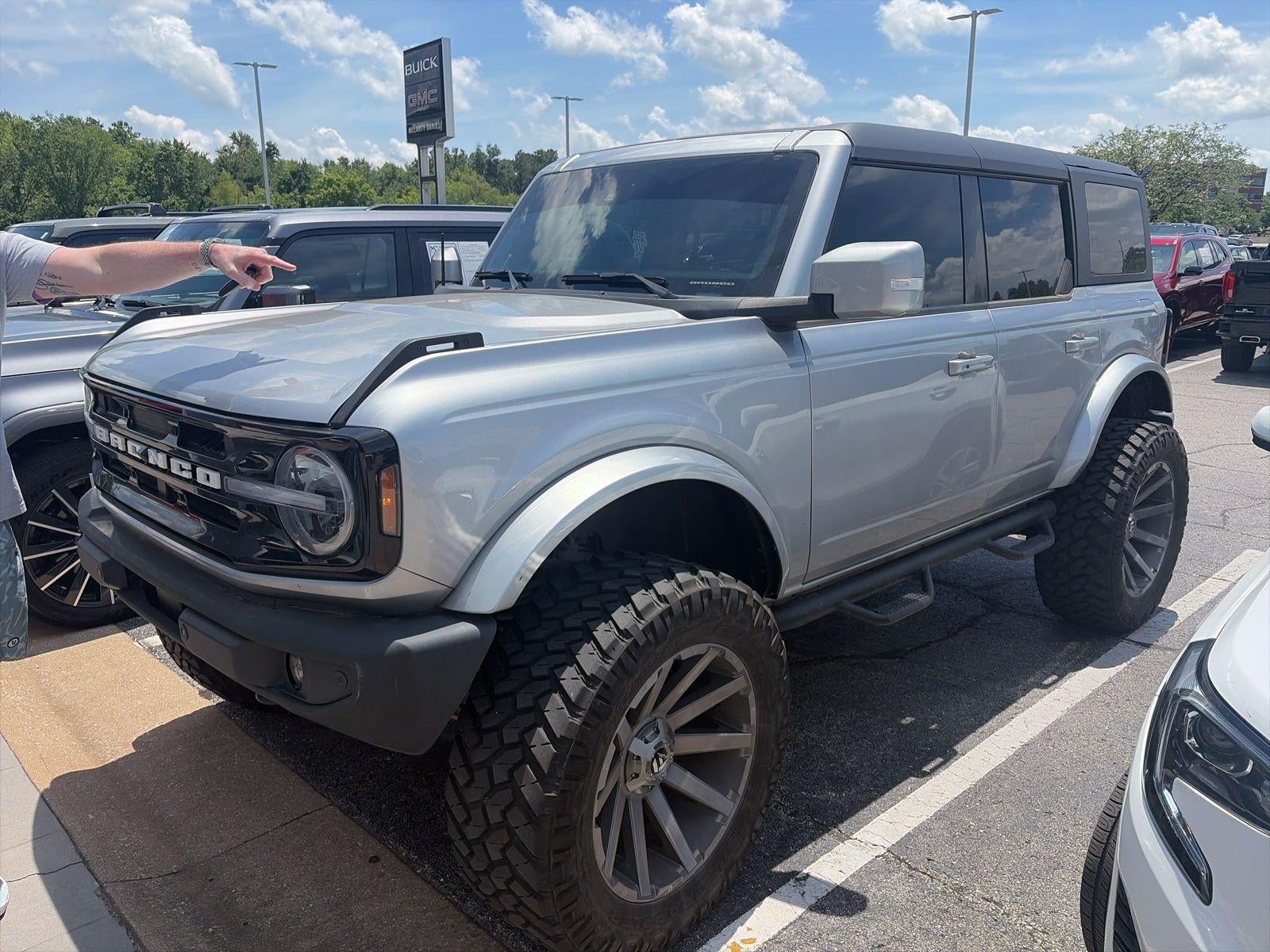 2022 Ford Bronco Outer Banks
