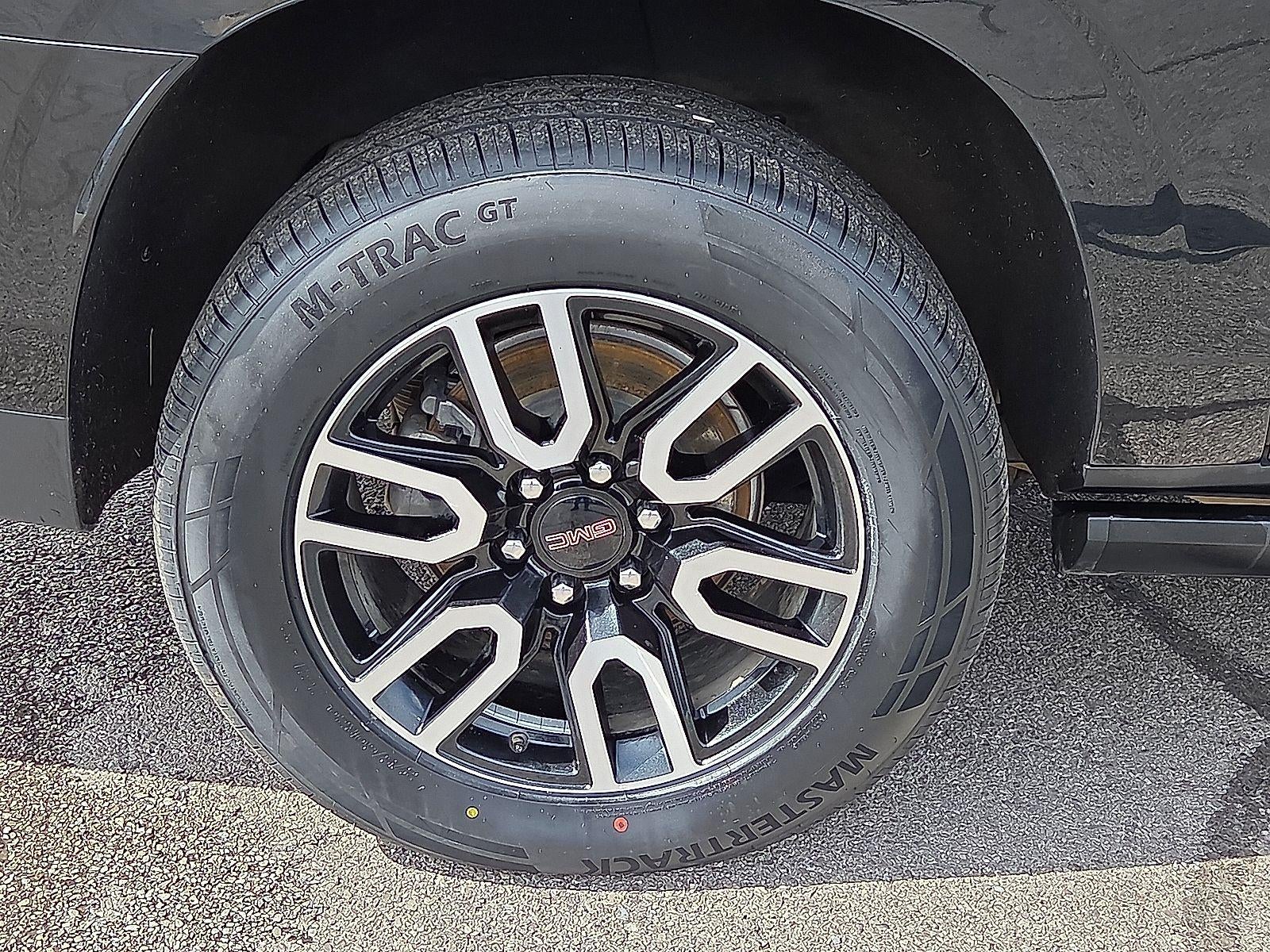 2023 GMC Yukon XL AT4