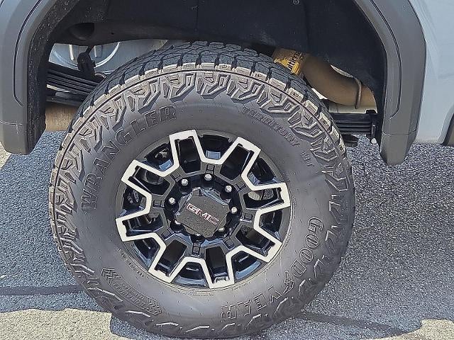 2025 GMC Sierra 2500 HD AT4X