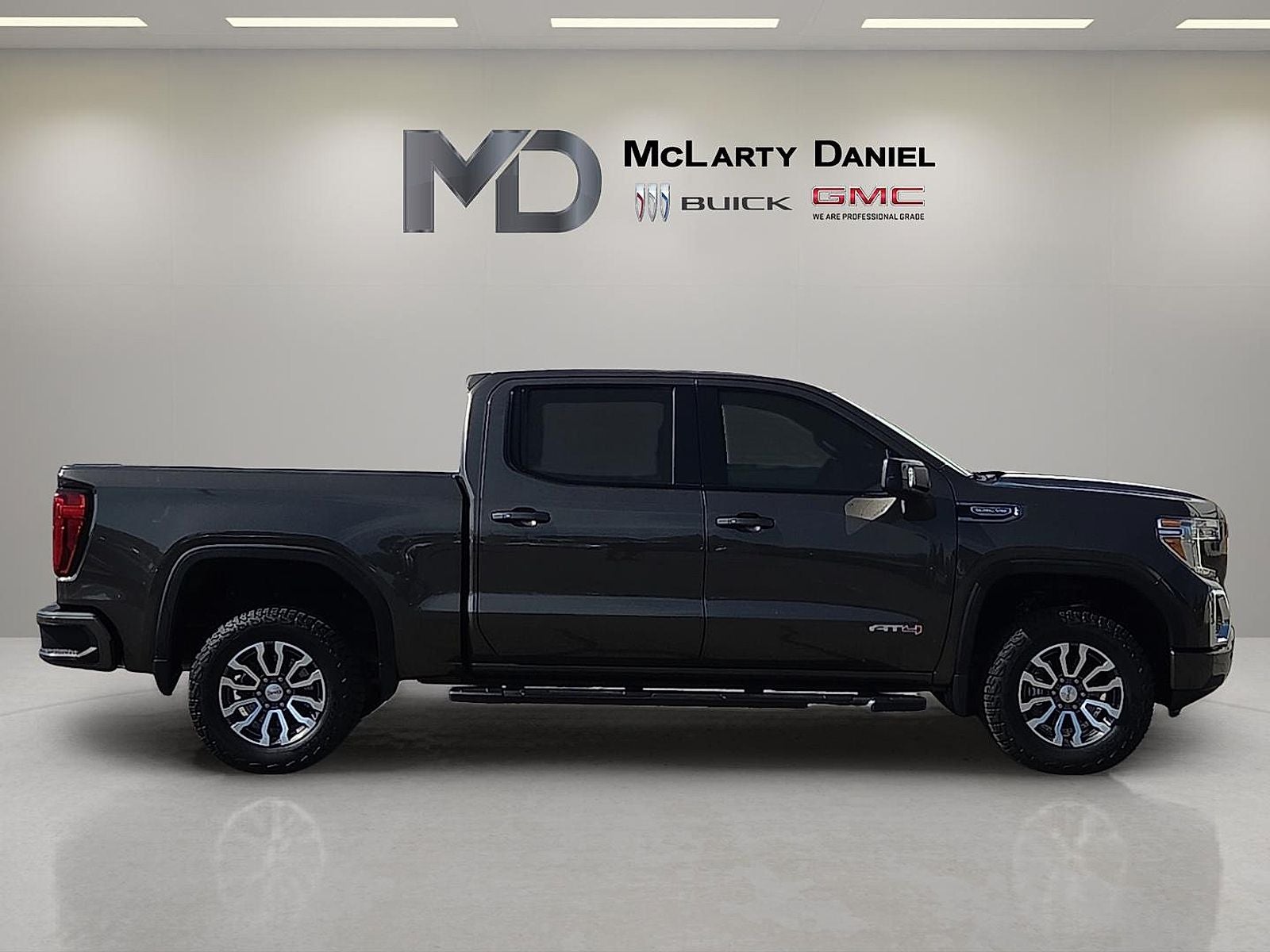 2019 GMC Sierra 1500 AT4