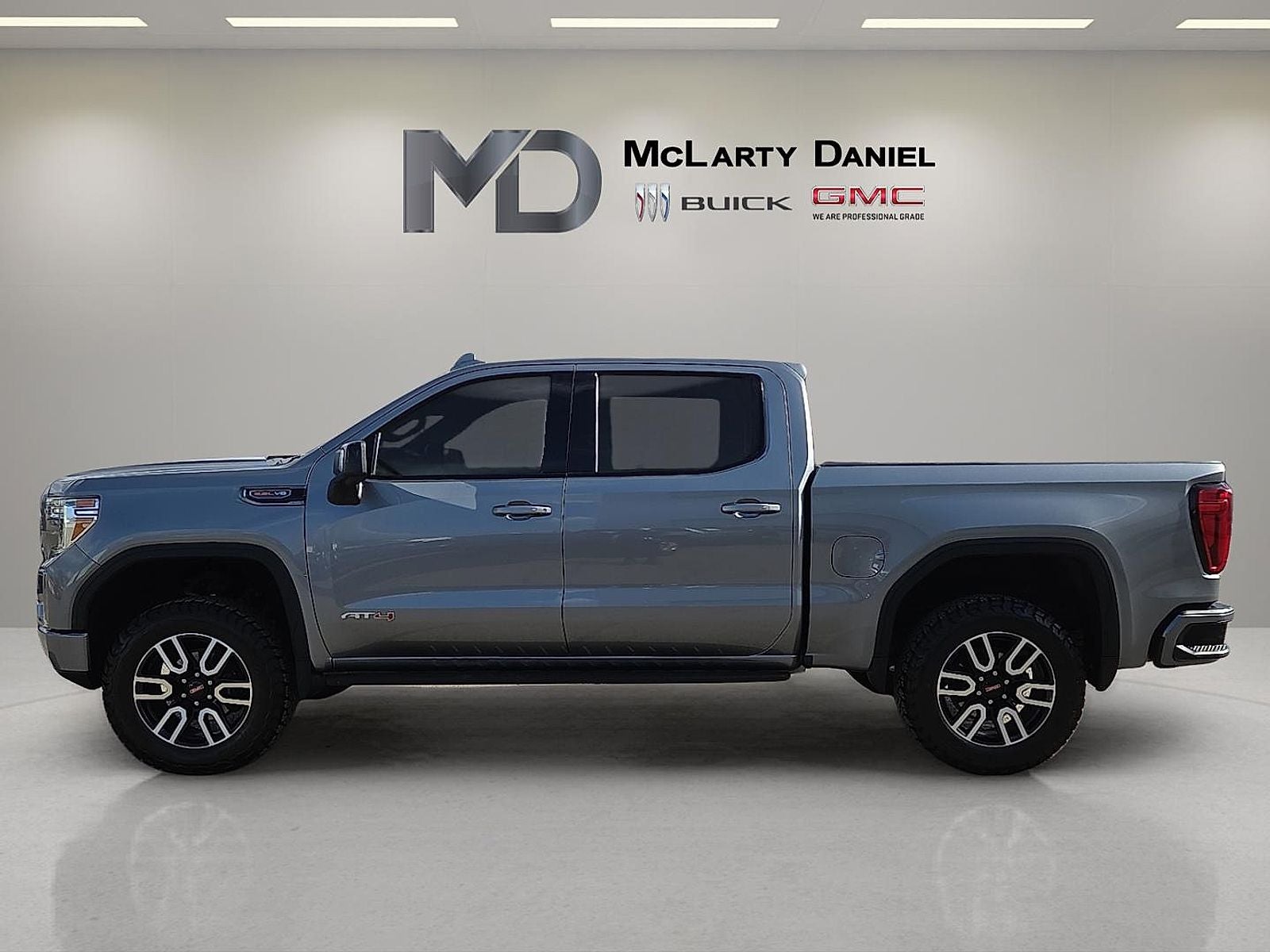 2022 GMC Sierra 1500 Limited AT4