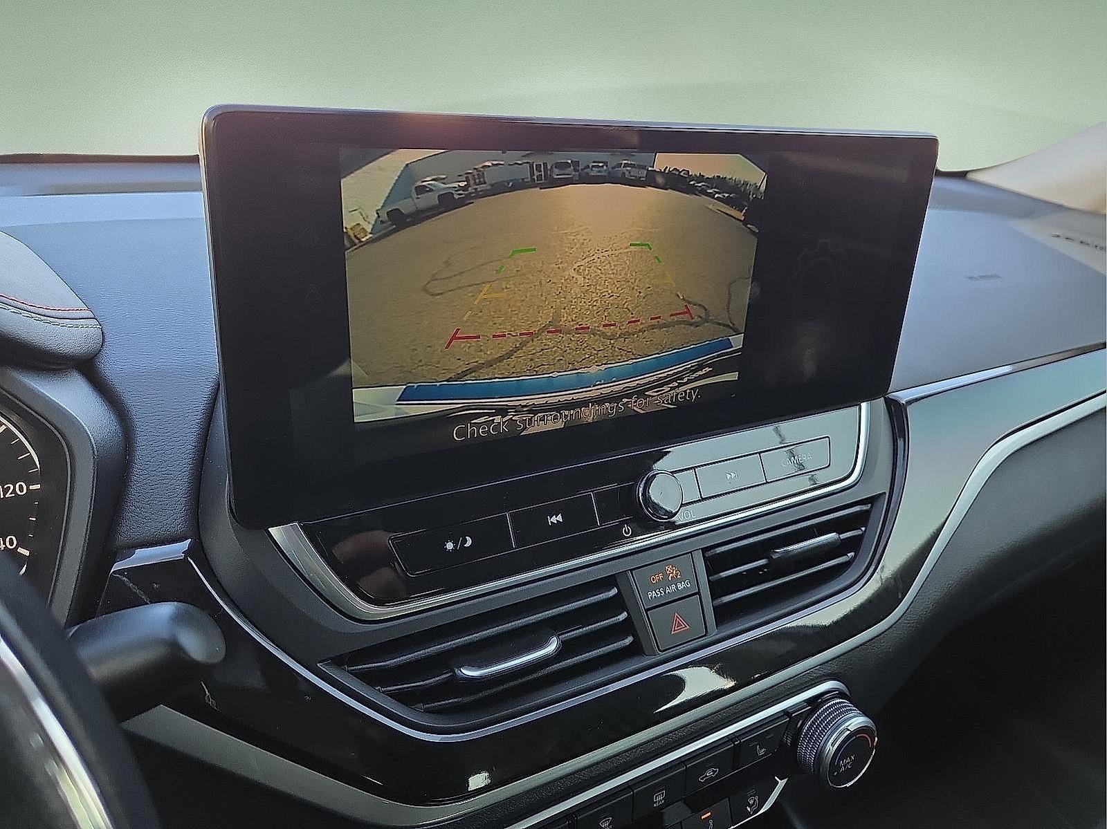 2023 Nissan Altima SR FWD