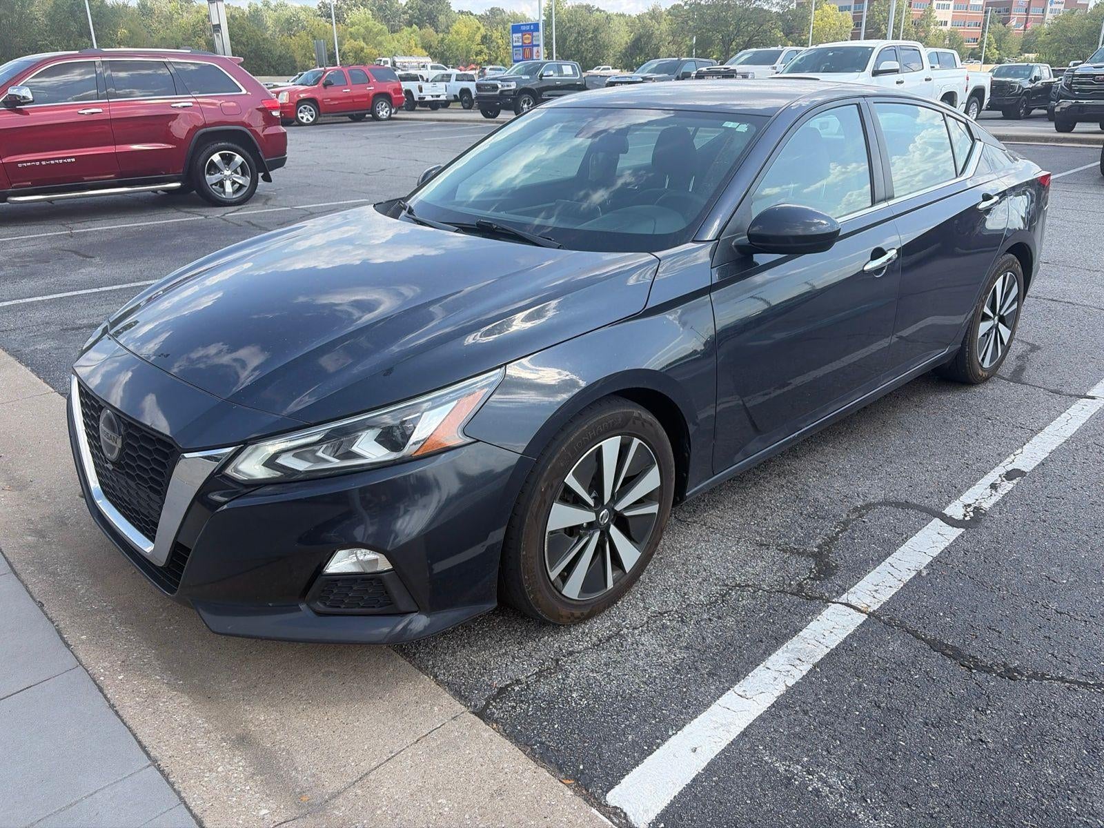 2021 Nissan Altima SV FWD
