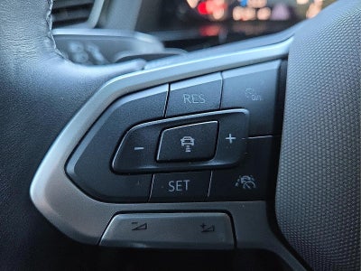 2024 Volkswagen Atlas Cross Sport 2.0T SEL Premium R-Line