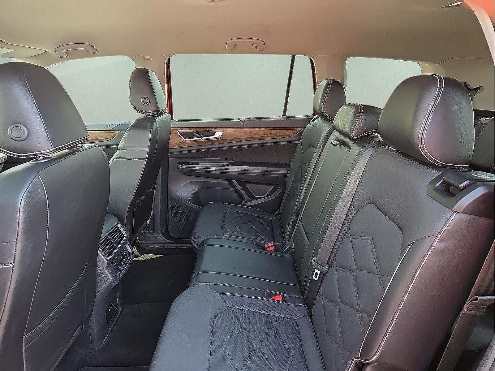 2024 Volkswagen Atlas 2.0T SE w/Technology
