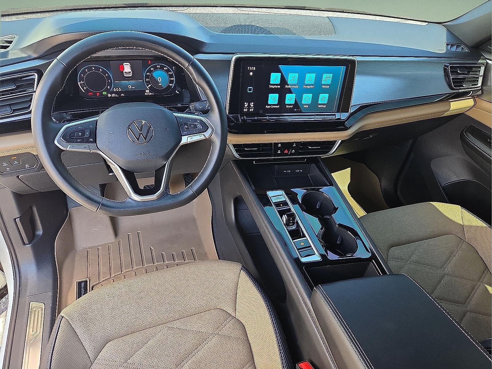 2024 Volkswagen Atlas Cross Sport 2.0T SE w/Technology
