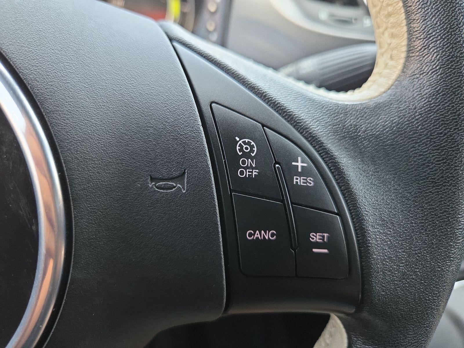 2019 FIAT 500e Base