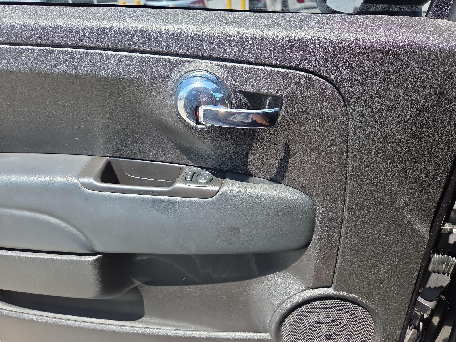 2019 FIAT 500e Base