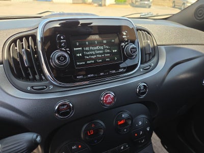 2019 FIAT 500e Base