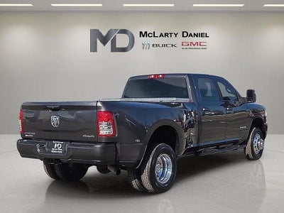 2023 RAM 3500 Big Horn Crew Cab 4x4 8' Box