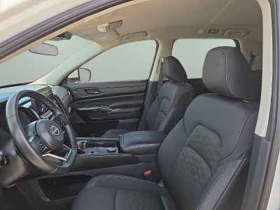 2024 Nissan Pathfinder SV 4WD