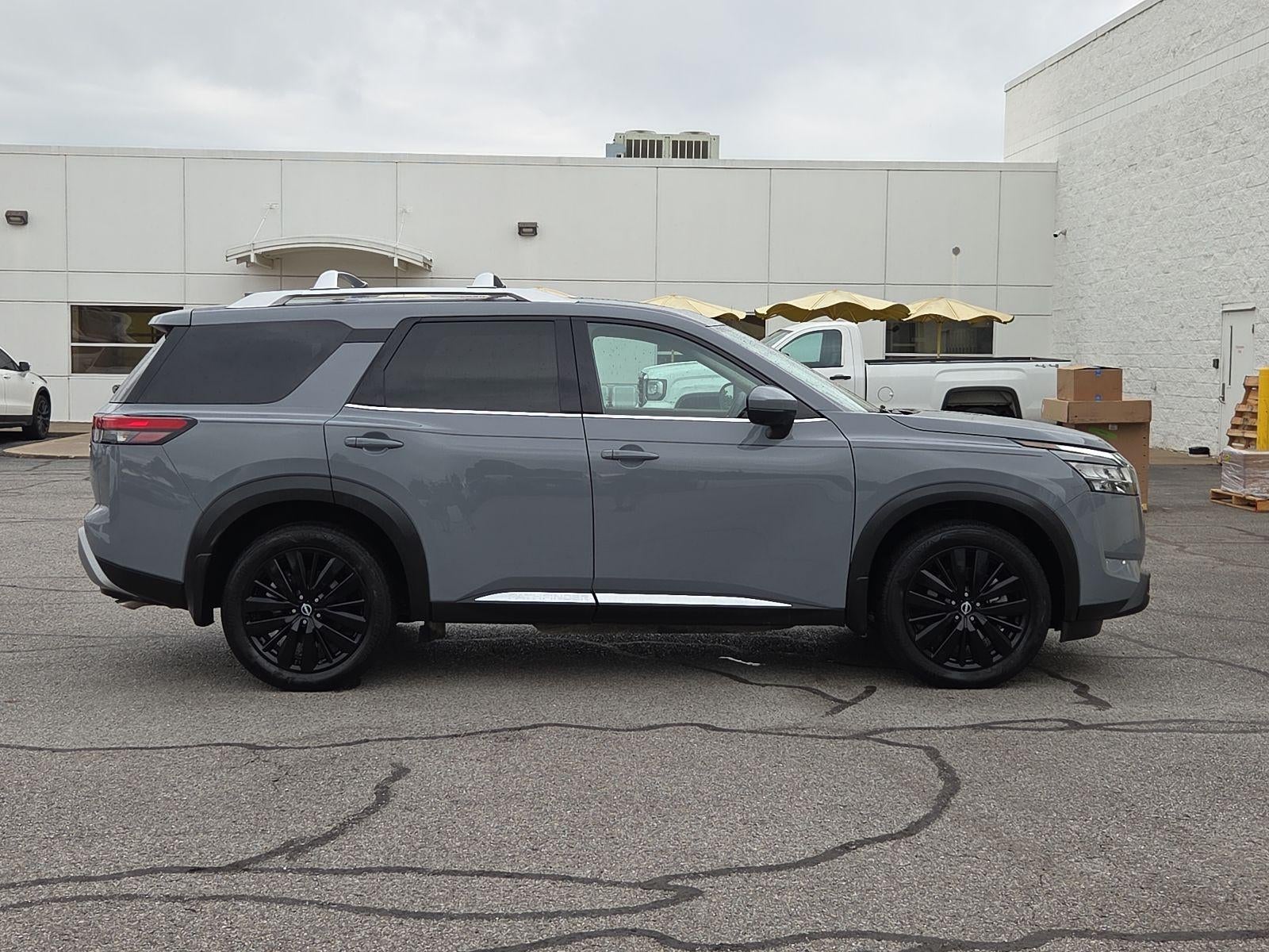 2024 Nissan Pathfinder Platinum FWD