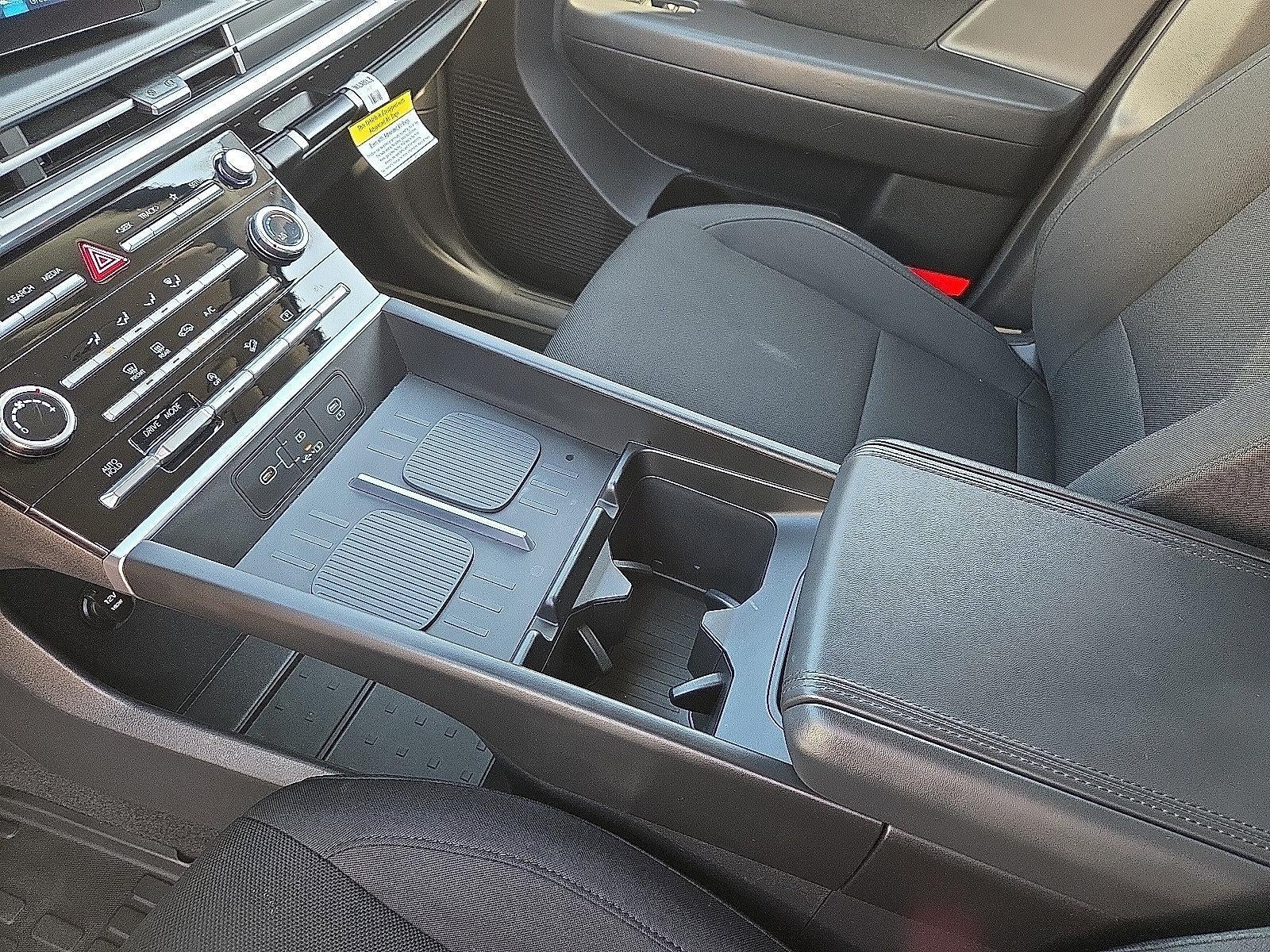 2025 Hyundai Santa Fe SE