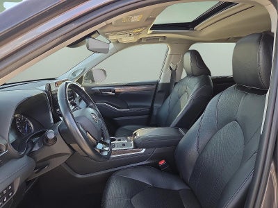 2021 Toyota Highlander Hybrid Limited