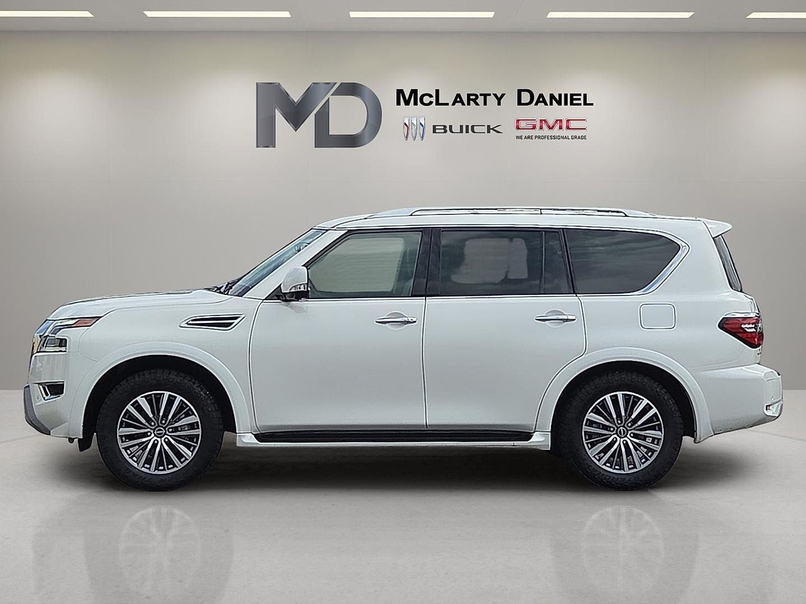 2024 Nissan Armada SL 4WD