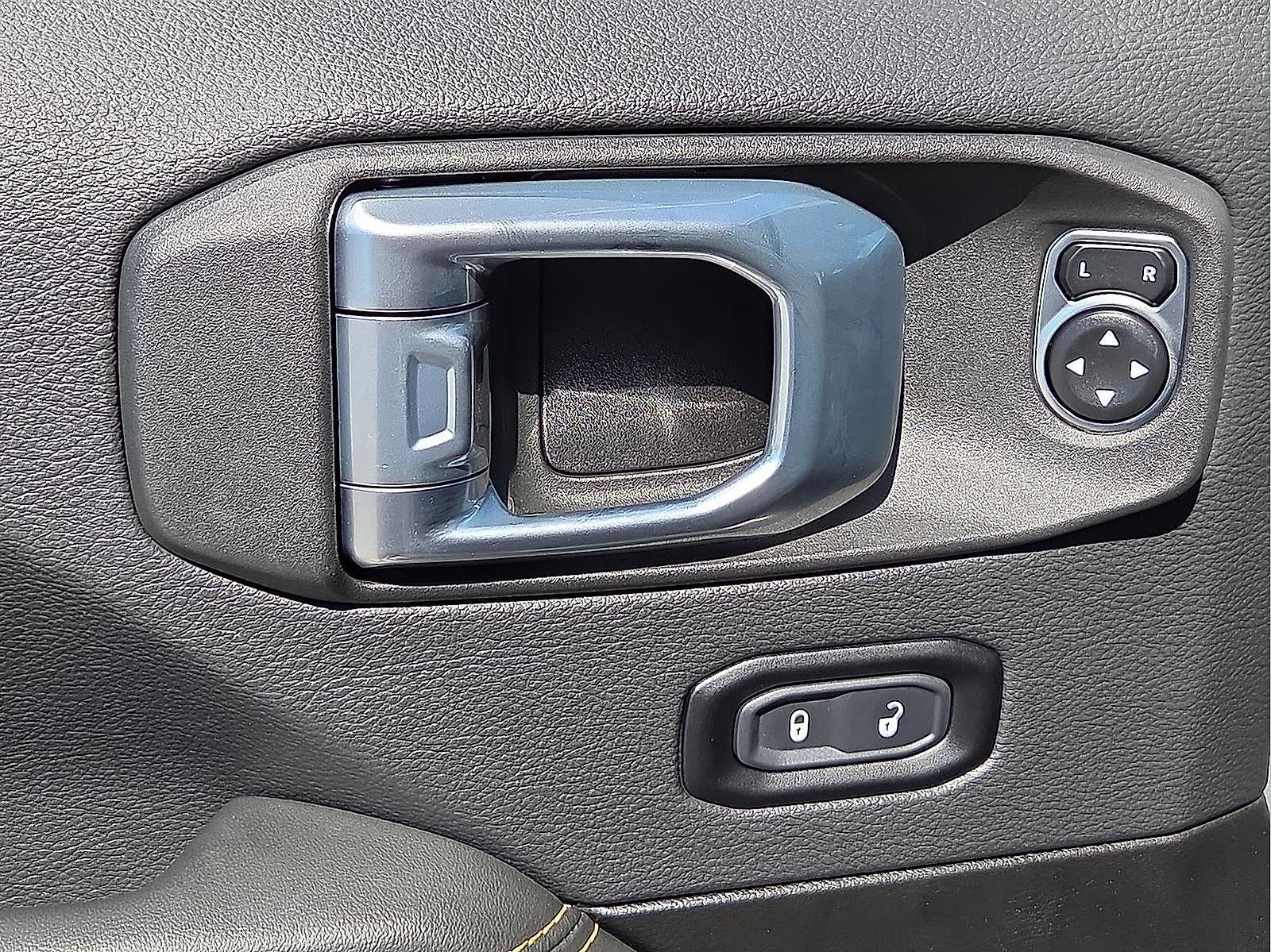 2024 Jeep Wrangler 4-Door Sahara 4x4