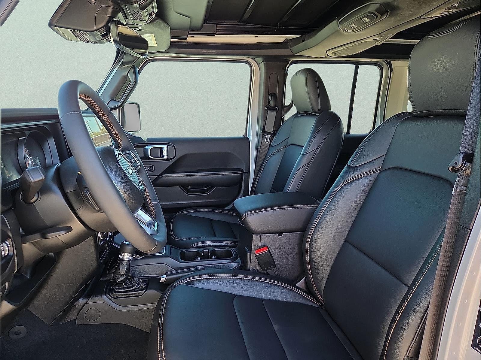 2024 Jeep Wrangler 4-Door Sahara 4x4