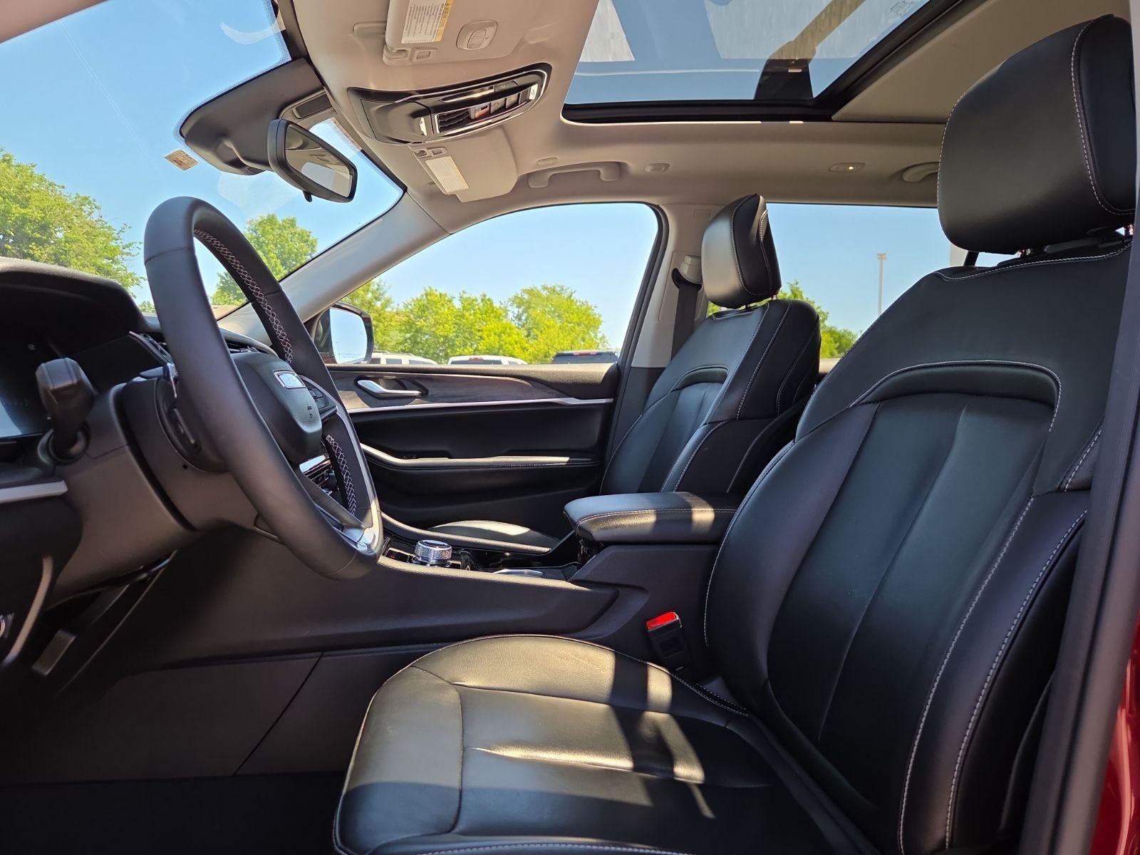 2023 Jeep Grand Cherokee L Limited 4x4