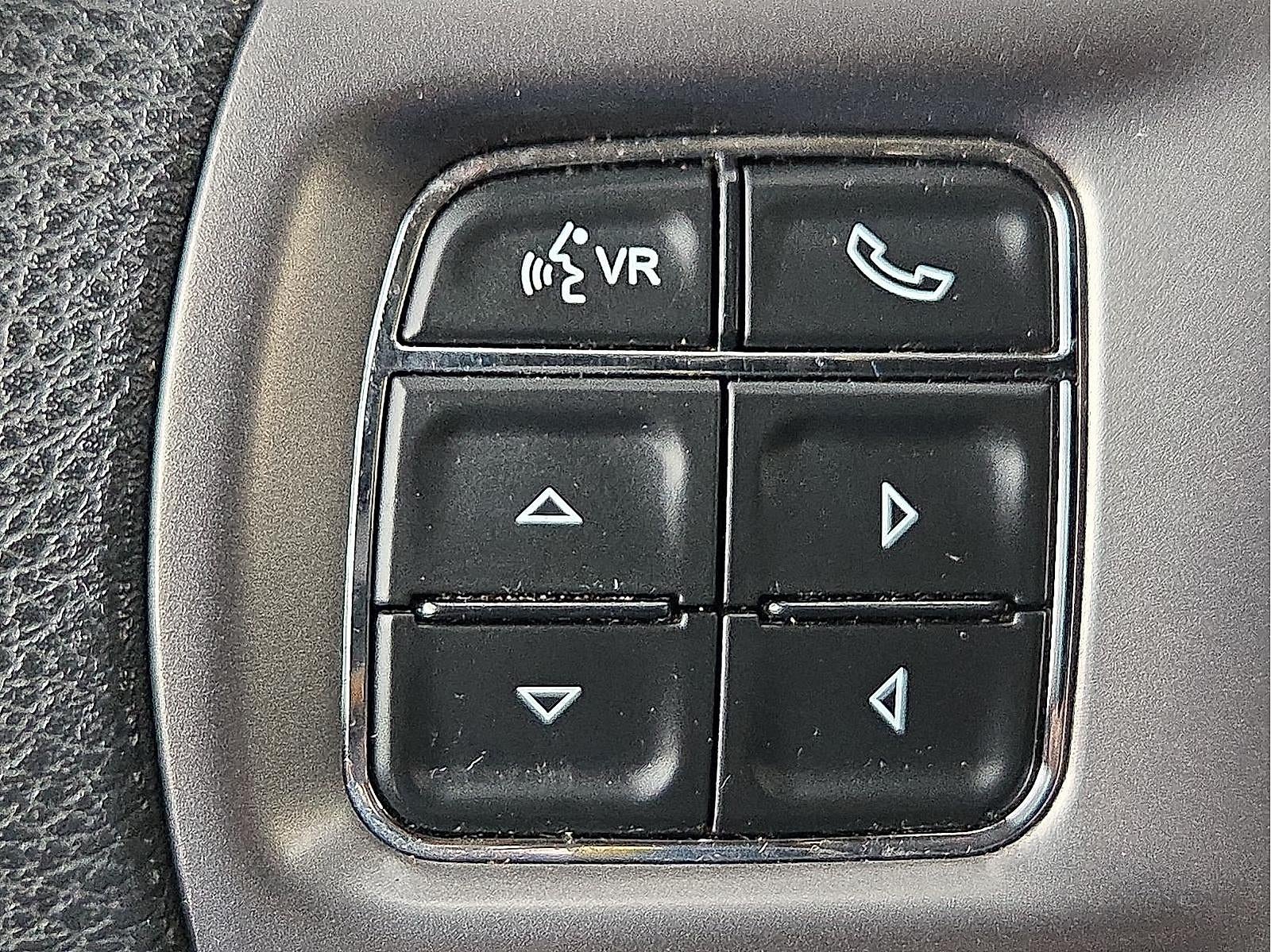 2023 RAM 1500 Classic SLT Crew Cab 4x2 5'7" Box