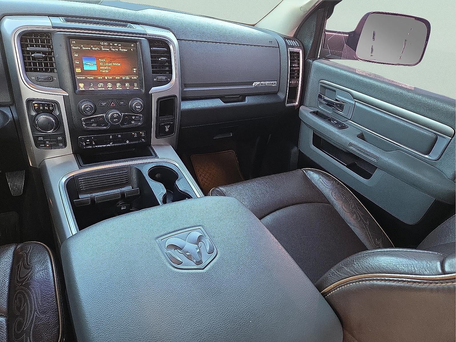 2017 RAM 1500 Big Horn Crew Cab 4x4 5'7" Box