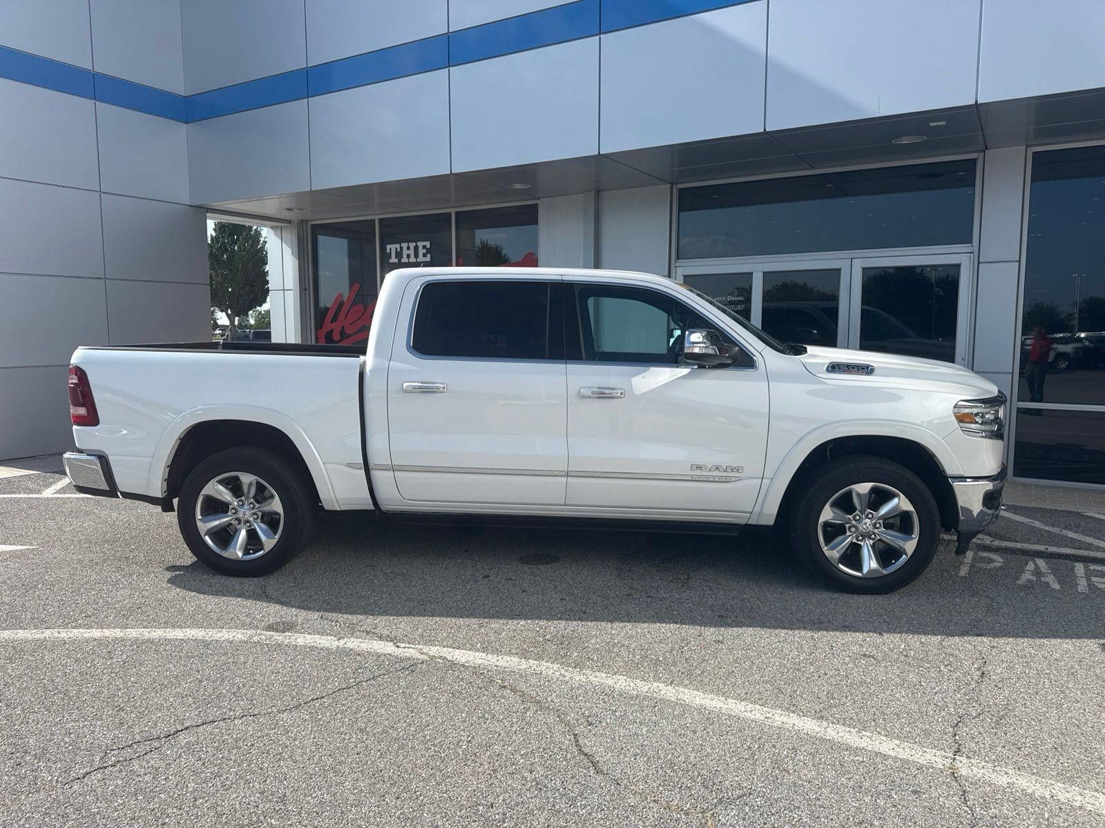 2021 RAM 1500 Limited Crew Cab 4x4 5'7" Box