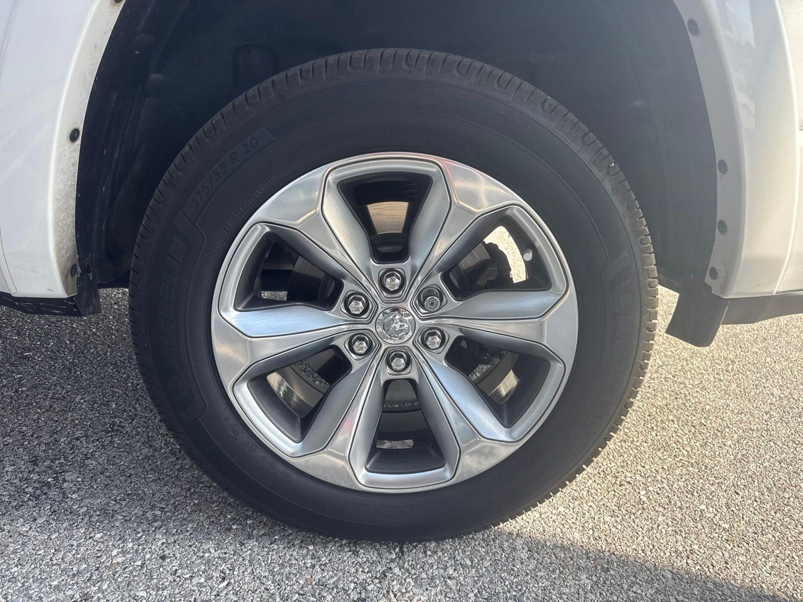 2021 RAM 1500 Limited Crew Cab 4x4 5'7" Box