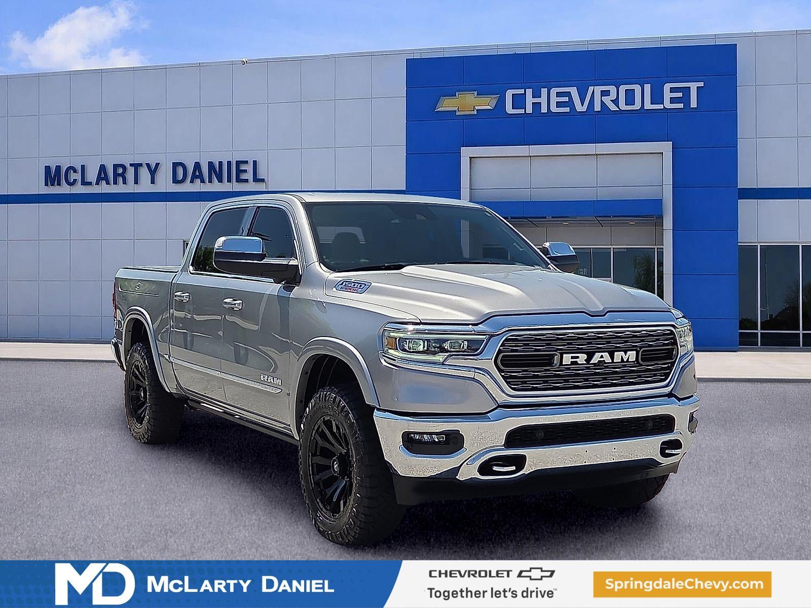 2021 RAM 1500 Limited Crew Cab 4x4 5'7" Box