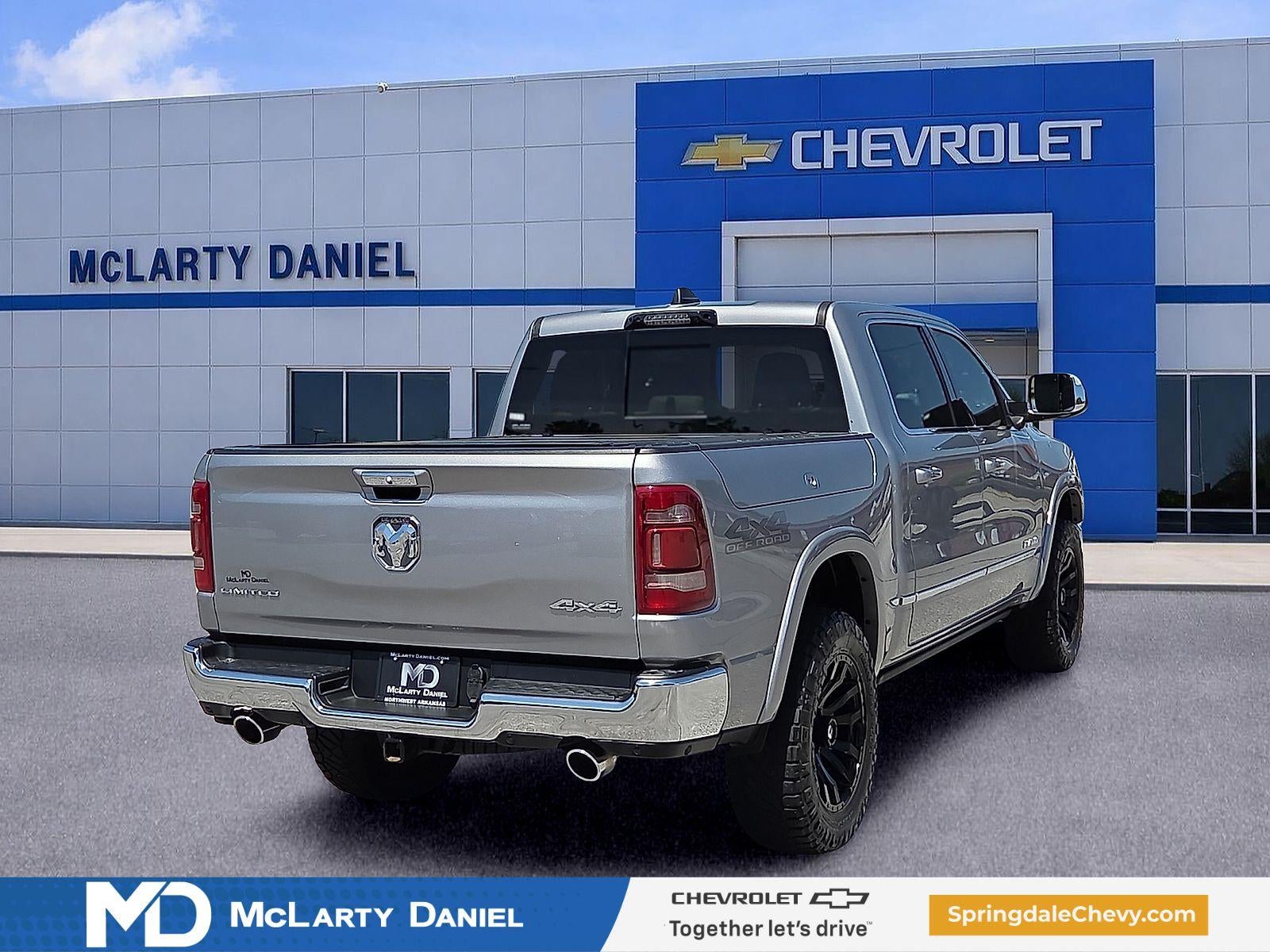 2021 RAM 1500 Limited Crew Cab 4x4 5'7" Box