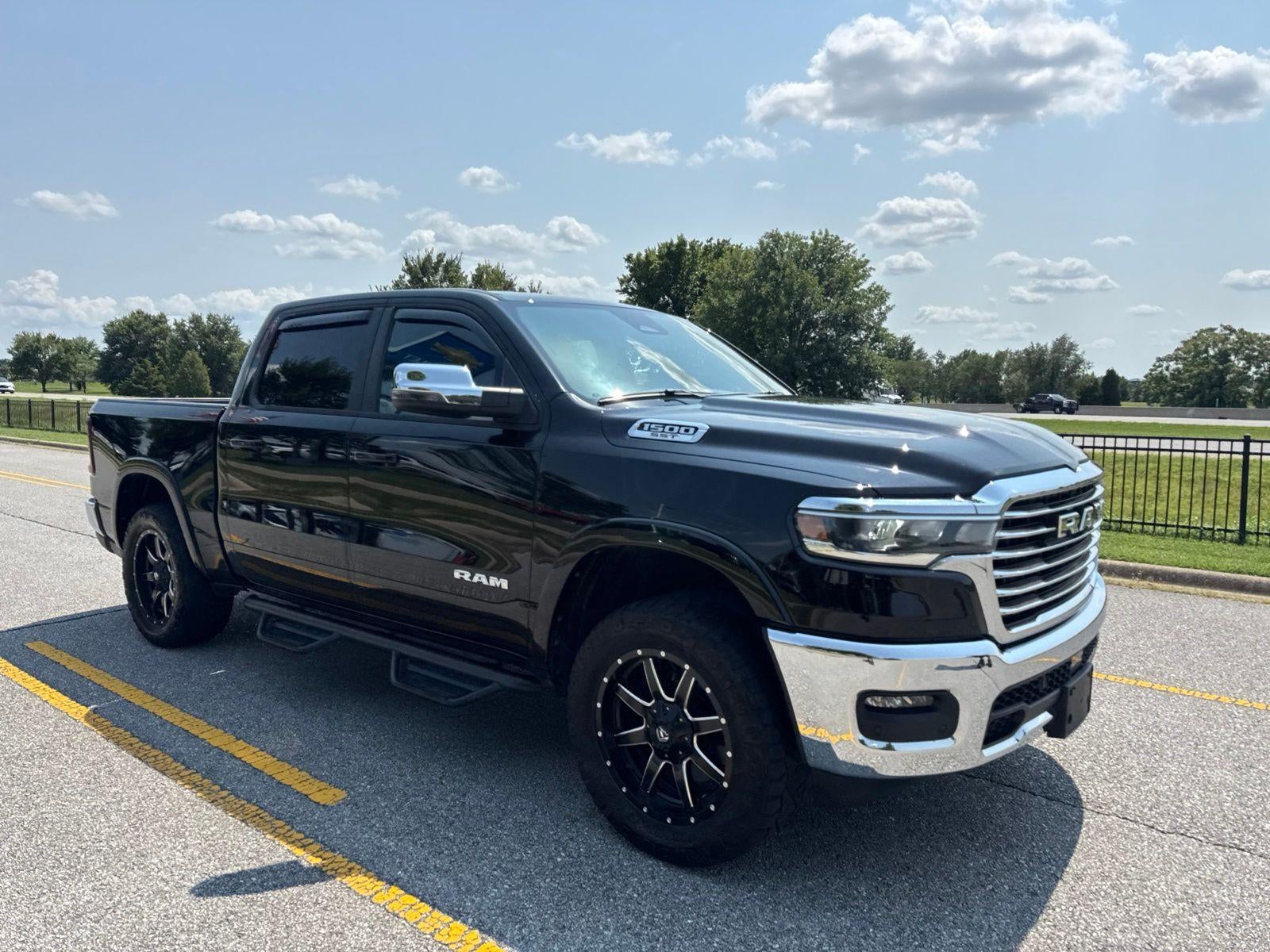 2025 RAM 1500 Laramie Crew Cab 4x4 5'7" Box