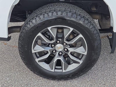 2023 Chevrolet Silverado 1500 LT (2FL)