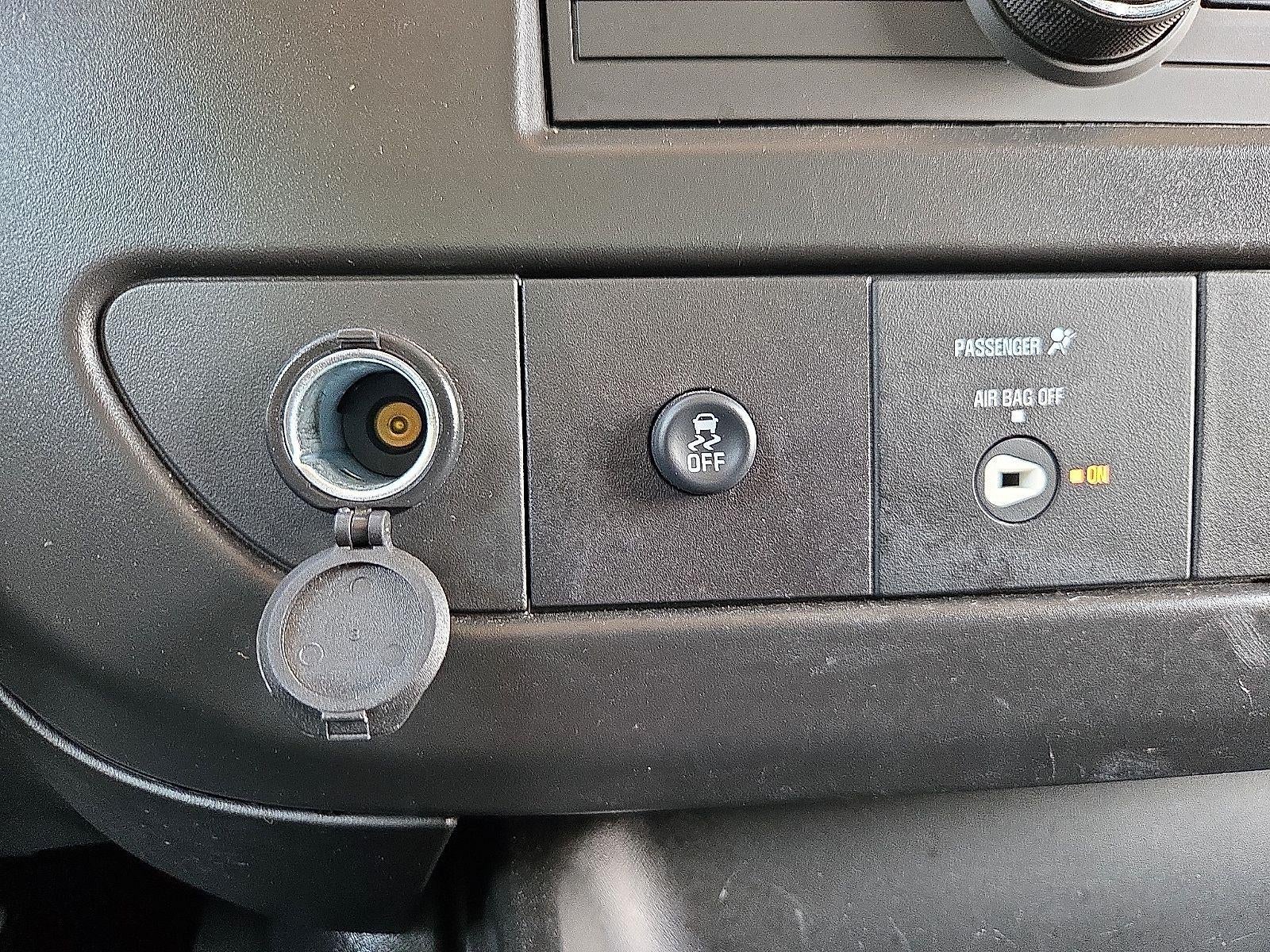 2025 Chevrolet Express Cargo Base
