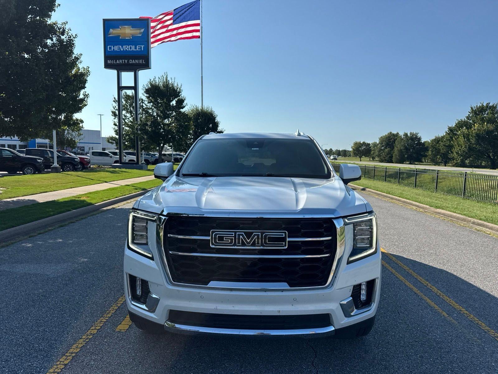 2023 GMC Yukon SLT