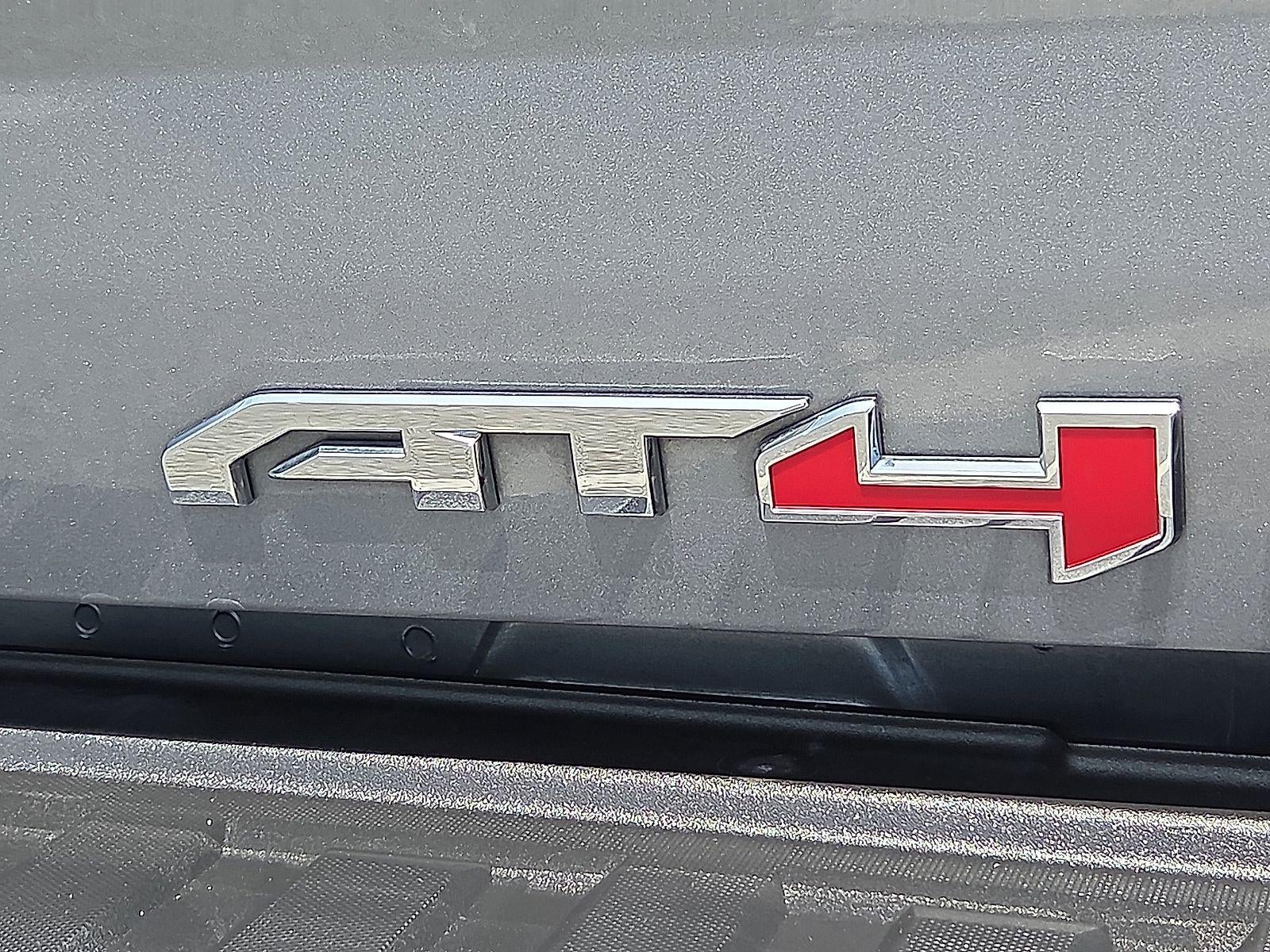 2022 GMC Canyon AT4 - Leather