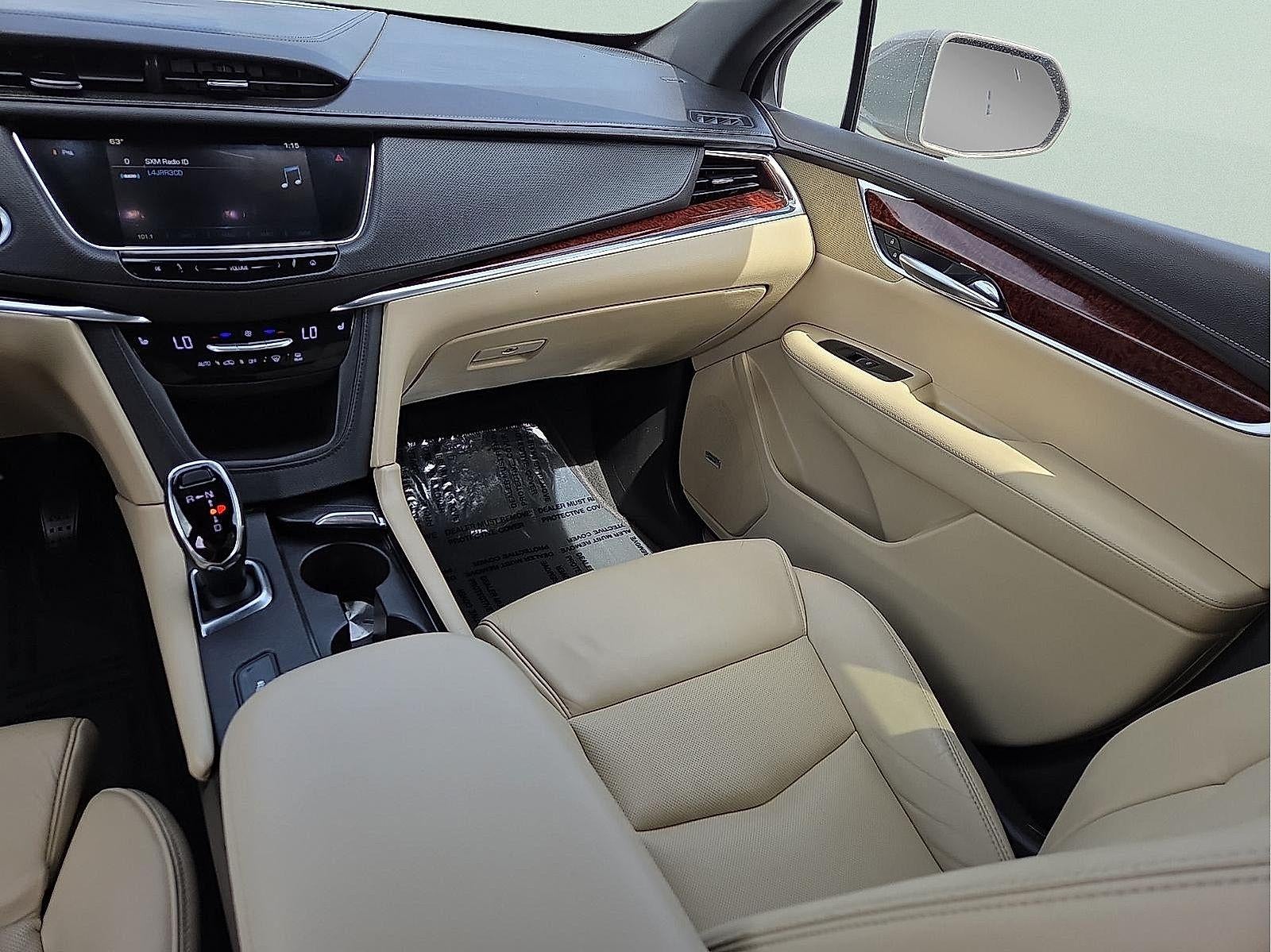 2017 Cadillac XT5 Luxury FWD