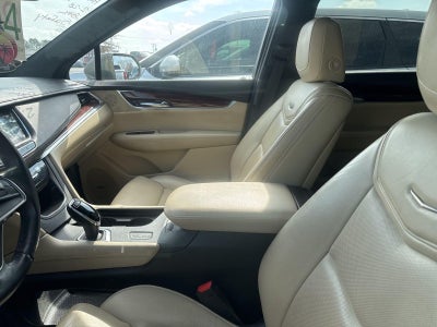 2017 Cadillac XT5 Luxury FWD