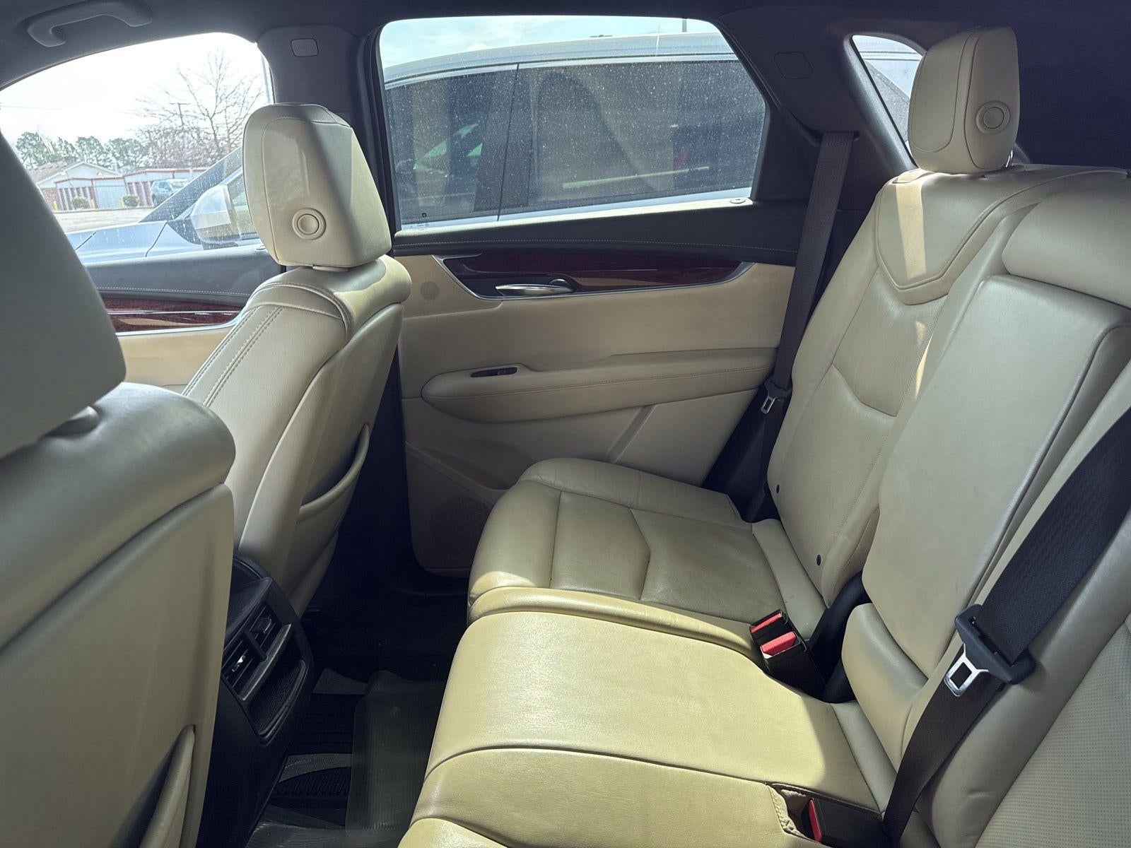 2017 Cadillac XT5 Luxury FWD