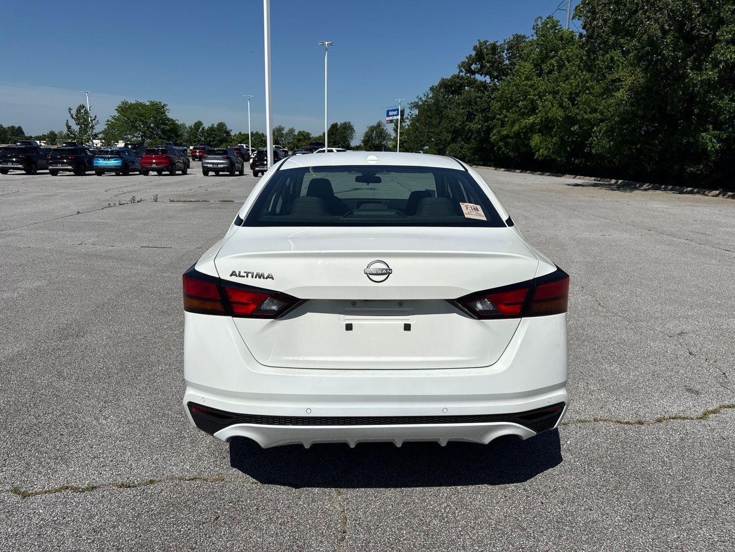 2025 Nissan Altima SV