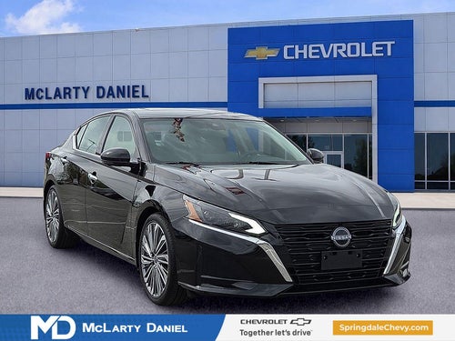 2023 Nissan Altima SL FWD