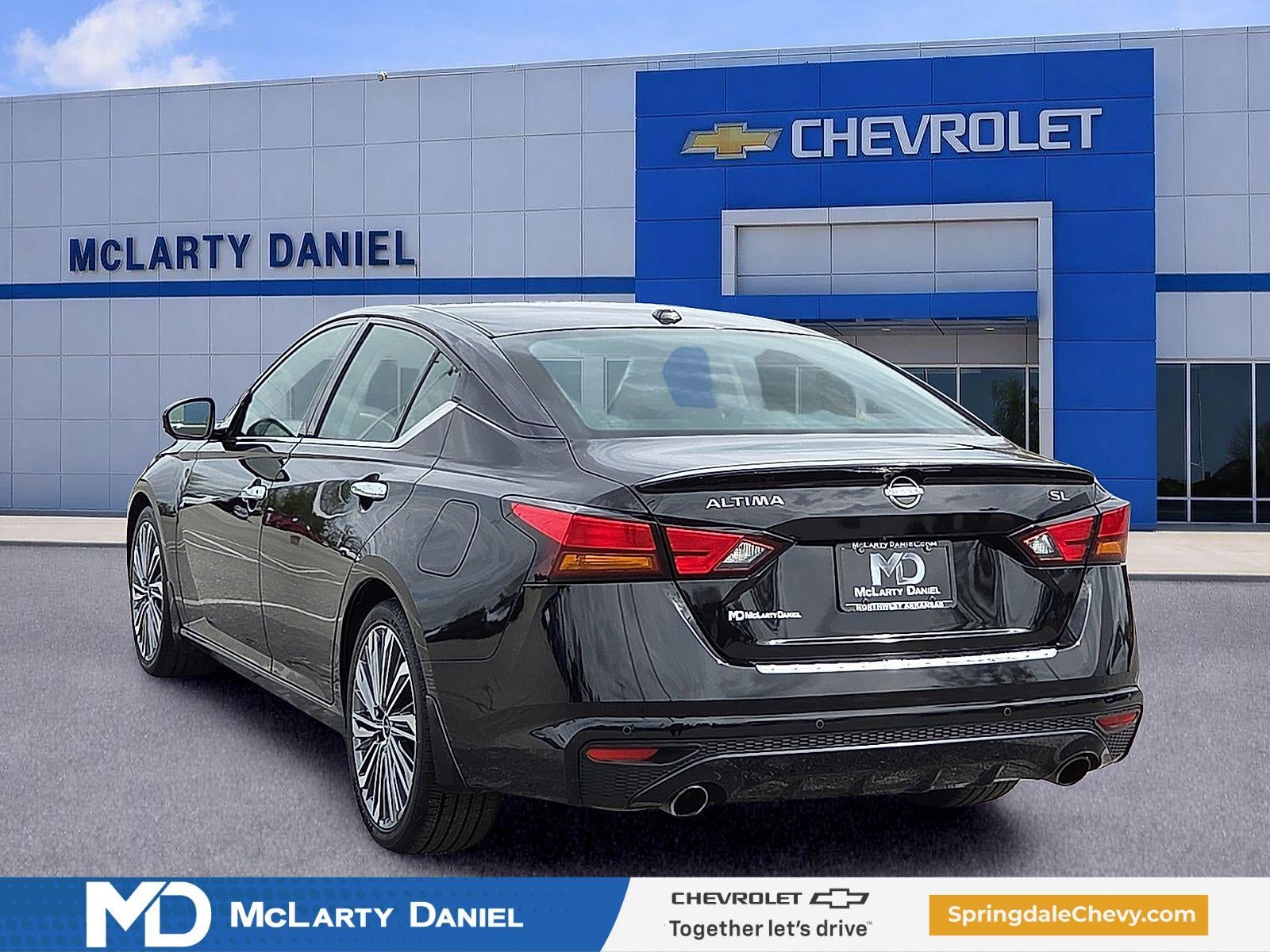 2023 Nissan Altima SL FWD